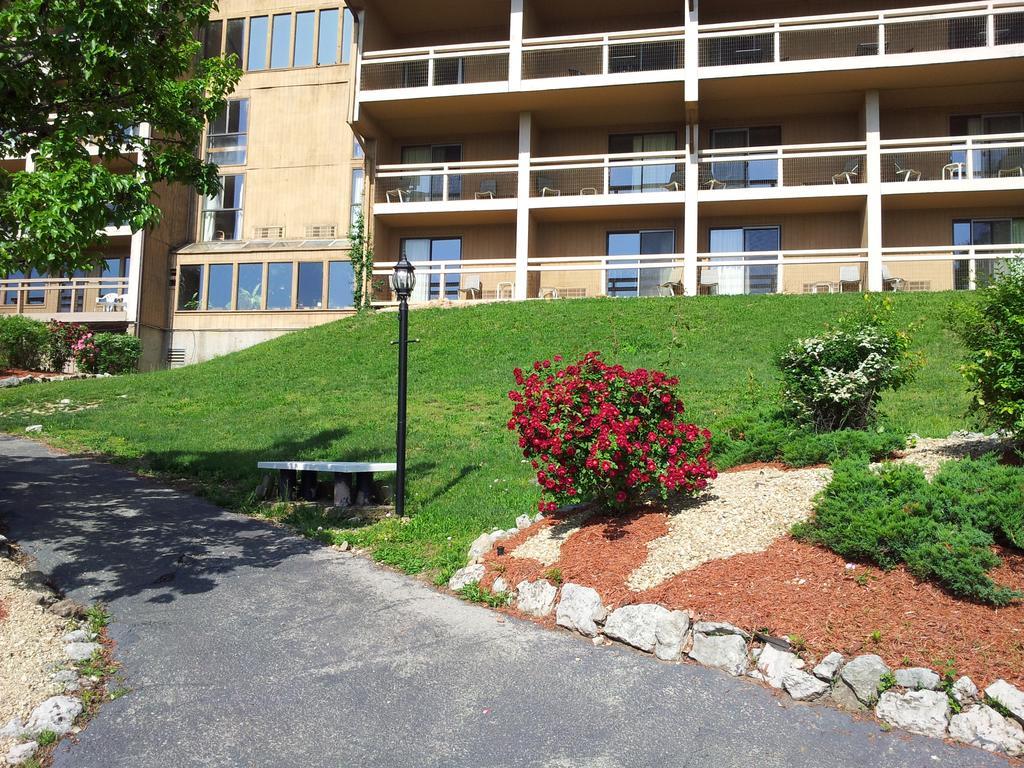 Inn At Grand Glaize Osage Beach Extérieur photo